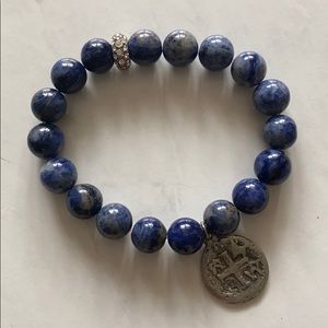 Glass bead bracelet
